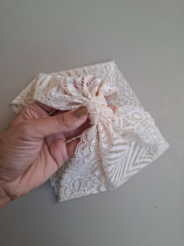 هداسکارف کرمی